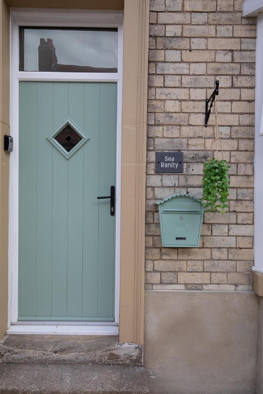 Villa Sea Renity Whitby Esterno foto